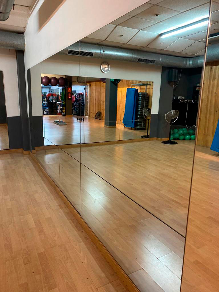 gym mirror